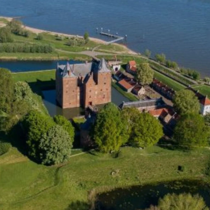 Loevestein - Fortress Vuren history